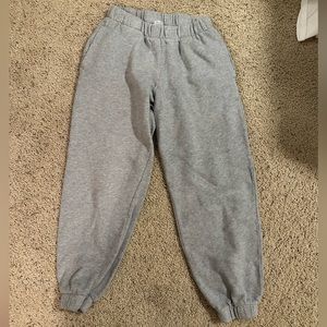 BRANDY MELVILLE SWEATPANTS